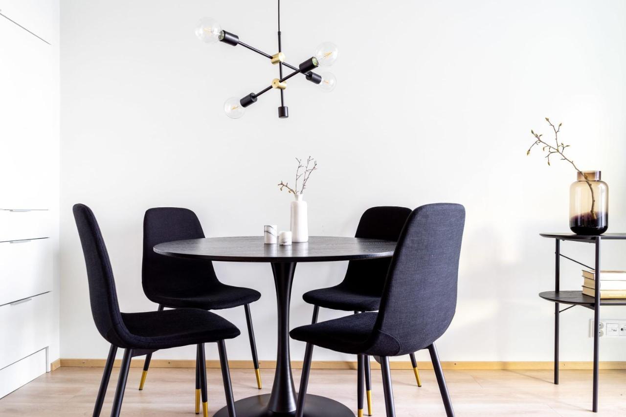 Juuri Valmistunut Yksio Rotuaarilla Appartement Oulu Buitenkant foto