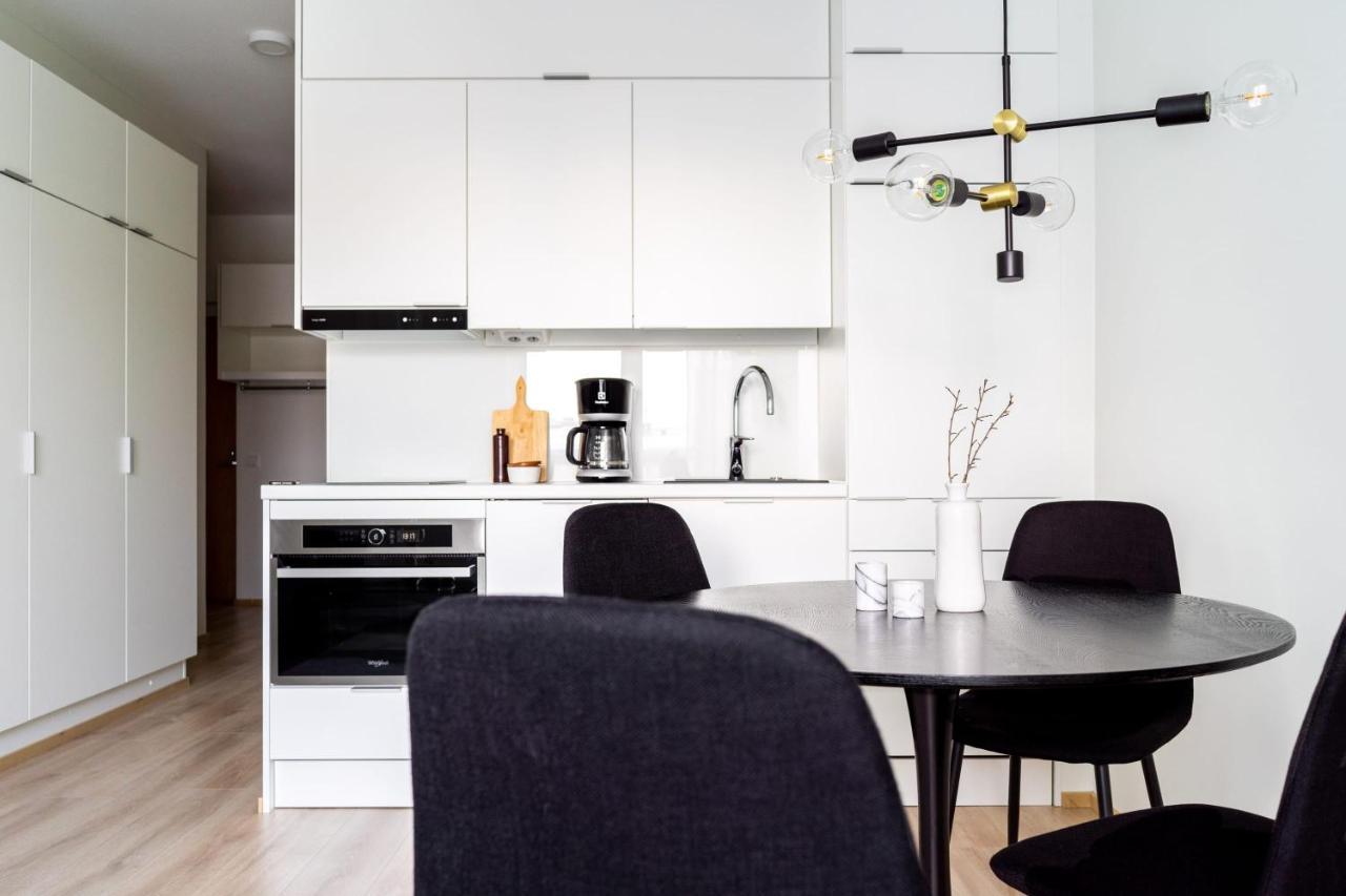 Juuri Valmistunut Yksio Rotuaarilla Appartement Oulu Buitenkant foto