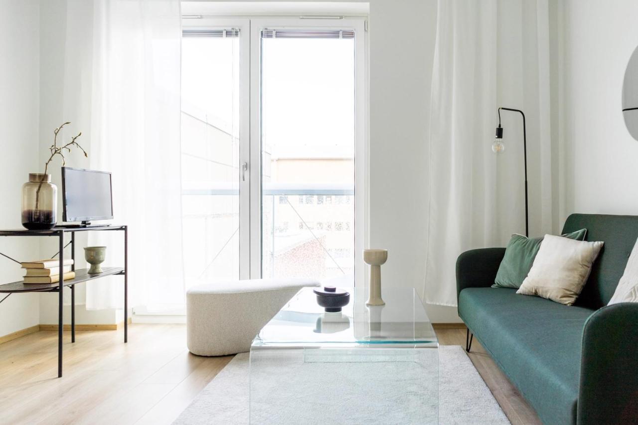 Juuri Valmistunut Yksio Rotuaarilla Appartement Oulu Buitenkant foto