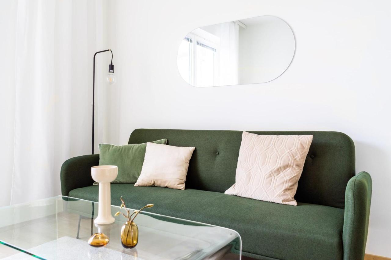 Juuri Valmistunut Yksio Rotuaarilla Appartement Oulu Buitenkant foto